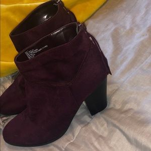 Cute boots size 7 women
